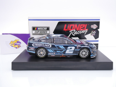 Preview: Lionel Racing WX22423FRTAE5 # Ford Mustang Dark Horse NASCAR 2024 " Austin Cindric - Freightliner Cascadia WWT / Gateway Race Winner " 1:24