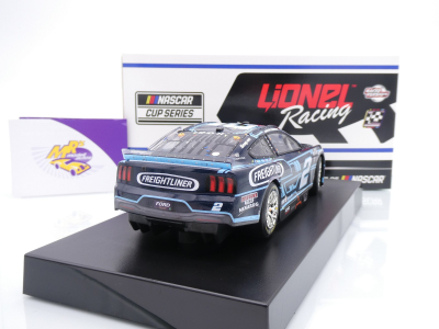 Preview: Lionel Racing WX22423FRTAE5 # Ford Mustang Dark Horse NASCAR 2024 " Austin Cindric - Freightliner Cascadia WWT / Gateway Race Winner " 1:24