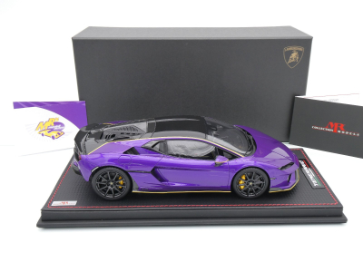 Preview: MR Collection LAMBO062F # Lamborghini Temerario Allegg Pack Baujahr 2024 " Lilametallic ( Viola Pasifae ) " 1:18