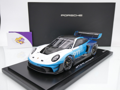 Spark WAP0215030SGTR # Porsche 911 (992) GT3 R Rennsport #911 Baujahr 2024 " blau-weiß " 1:18