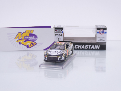 Lionel Racing CX12465BLMRZ # Chevrolet Camaro NASCAR 2024 " Ross Chastain - Busch Light Camo " 1:64