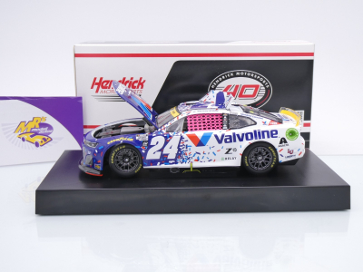 Lionel Racing C242423VSPWB # Chevrolet Camaro NASCAR 2024 " William Byron - Valvoline Special " 1:24