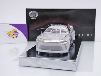 Lionel Racing C192422BPSMTICON # Toyota Camry NASCAR 2024 " Martin Truex Jr. - Bass Pro Shops ICON " 1:24