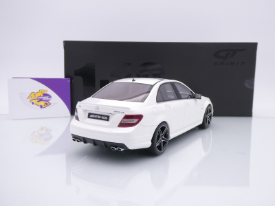 Preview: GT Spirit GT928 # Mercedes-Benz C63 AMG Limousine Baujahr 2007 " weißmetallic " 1:18