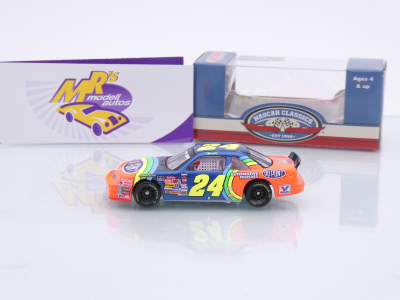 Preview: Lionel Racing W242465DUPJGM # Chevrolet Lumina NASCAR 1994 " Jeff Gordon - DuPont Charlotte Race Winner " 1:64