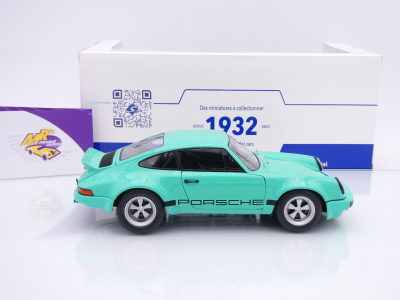 Preview: Solido S1810705 # Porsche 911 RSR IROC Version Baujahr 1974 " mintgrün " 1:18