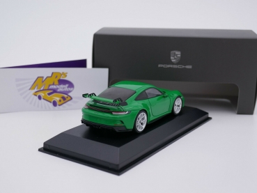Preview: Minichamps WAP020150ONGT3 # Porsche 911 (992) GT3 Baujahr 2021 " phytongrün " 1:43