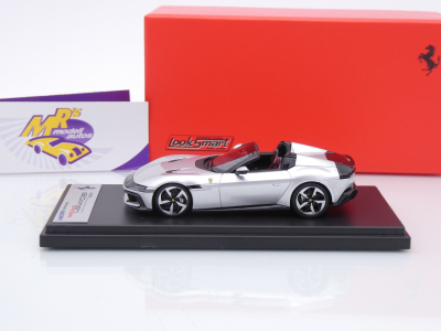Preview: Look Smart LS556I # Ferrari 12 Cilindri V12 Spider Baujahr 2024 " Argento " 1:43
