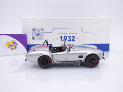 Preview: Solido S1804913 # Shelby Cobra 427 MKII Baujahr 1965 " Martini Livery " 1:18