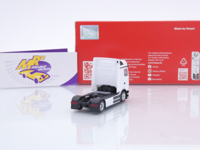 Preview: Herpa 320191 # Mercedes-Benz eActros 600 2-achs Zugmaschine " weiß " 1:87