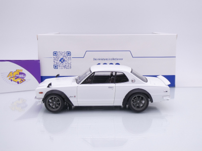 Preview: Solido S1813001 # Nissan Skyline C10 Baujahr 1979 weiß " Hakosuka Solido Works " 1:18