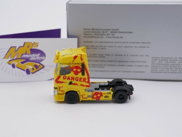 Preview: Herpa 314183 # Renault T Zugmaschine " Danger / Dietrich Nutzfahrzeuge " 1:87