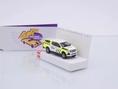 Busch 53730 # Nissan Navara Pick-Up Einsatzwagen " Polizei Norwegen " 1:87