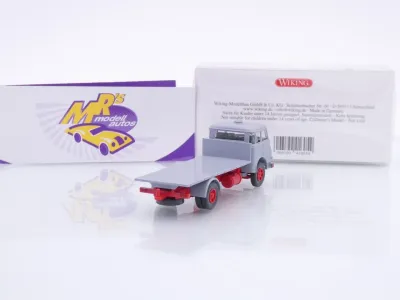 Preview: Wiking 0416 05 # MAN Pausbacke Flachpritschen-LKW Baujahr 1960-67 " silbergrau-rot " 1:87