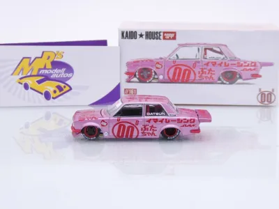 Preview: TSM MINI GT KHM161 # Datsun 510 Pro Street " Kaido House - Pink BUTA V1 " 1:64