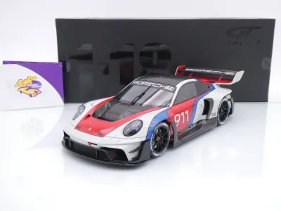 GT Spirit GT495 # Porsche 911 992 GT3 R Rennsport Baujahr 2023 " weiß-rot " 1:18