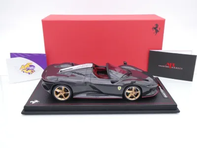 Preview: MR Collection FE036SE5 # Ferrari Daytona SP3 Baujahr 2023 " Full Carbon " 1:18