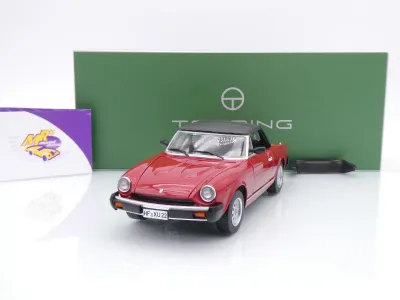 Touring 18125000 # Pininfarina Spidereuropa Baujahr 1982 " Alfarot " 1:18