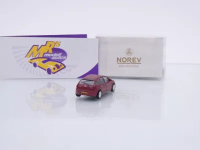 Preview: Norev 155496 # Citroen C4 Berline Baujahr 2004 " dunkelrotmetallic " 1:87