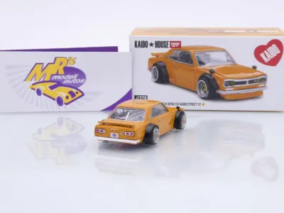 Preview: TSM MINI GT KHMG228 # Nissan Skyline 2000 GT-R " Kaido House / Street V2 " 1:64