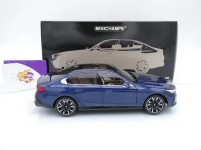 Preview: Minichamps 110023400 # BMW i5 G60 Limousine Baujahr 2023 " blaumetallic " 1:18