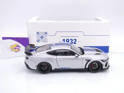Preview: Solido S1813803 # Ford Shelby Mustang Super Snake Baujahr 2024 " silbergraumetallic-blau " 1:18