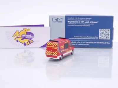Preview: Rietze 53141 # Volkswagen VW Crafter Bus " Feuerwehr Bitburg 112 " 1:87