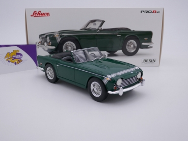 Preview: Schuco PRO.R18 00248 # Triumph TR250 Cabrio Baujahr 1967 " racing green " 1:18