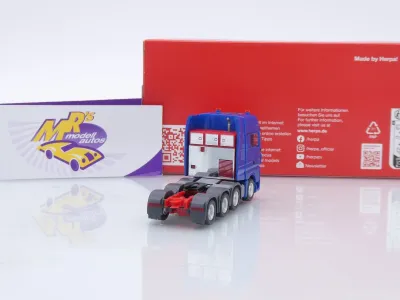 Preview: Herpa 316965-003 # MAN TGX GX 4-achs Schwerlastzugmaschine " Enzianblau " 1:87