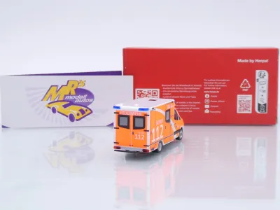 Preview: Herpa 098953 # Mercedes-Benz Sprinter '18 RTW " Berliner Feuerwehr 112 " 1:87