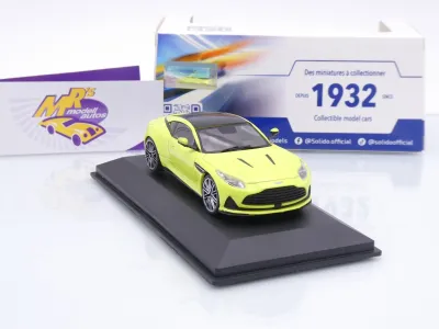 Preview: Solido S4315703 # Aston Martin DB12 Coupe Baujahr 2023 " Lime Essence " 1:43