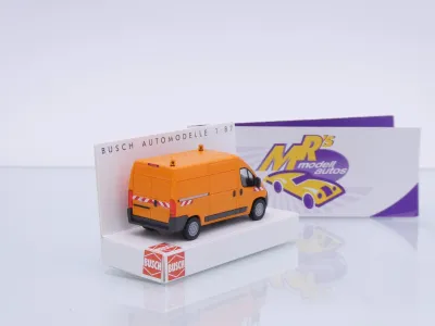 Preview: Busch 54613 # Peugeot Boxer Kastenwagen " Kommunalorange " 1:87