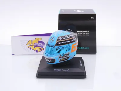 Spark 5HF220 # Helm Formel 1 Mercedes-AMG " George Russell British GP 2025 " 1:5