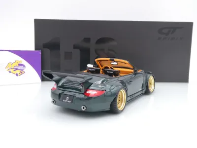 Preview: GT Spirit GT548 # Porsche 911 997.2 Old & New Convertible Baujahr 2010 " grünmetallic " 1:18