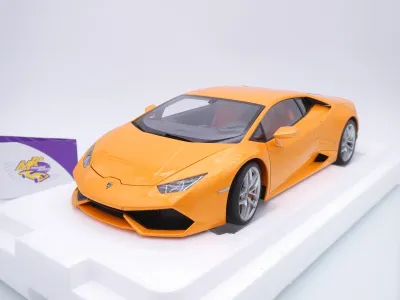 AUTOart 12098 # Lamborghini Huracan LP610-4 Baujahr 2014 " Arancio Borelais " 1:12