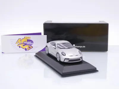 Preview: Minichamps 410063022 # Porsche 911 (992) S/T Baujahr 2024 " GT-silbermetallic " 1:43