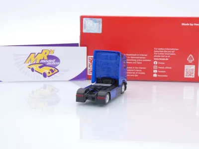 Preview: Herpa 318204-003 # Mercedes-Benz eActros 600 2-achs Zugmaschine " blau " 1:87