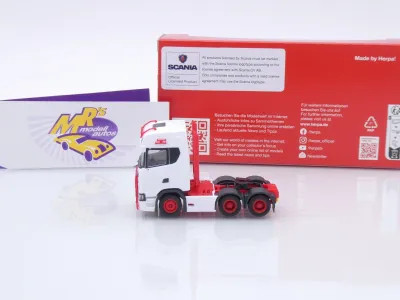 Preview: Herpa 314053-006 # Scania CS 20 HD 6x4 3-achs Zugmaschine " weiß-rot " 1:87