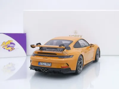 Preview: Norev 187387 # Porsche 911 (992) GT3 Sportwagen Baujahr 2021 " Bahamagelb " 1:18