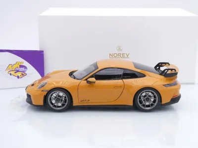 Preview: Norev 187387 # Porsche 911 (992) GT3 Sportwagen Baujahr 2021 " Bahamagelb " 1:18
