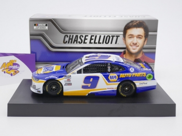 Preview: Lionel Racing CX92123NAPCL # Chevrolet NASCAR 2021 " Chase Elliott - NAPA " 1:24