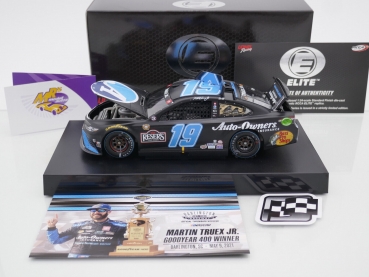 Preview: Lionel Racing W192122AODMTL # Toyota NASCAR 2021 " Martin Truex Jr - Auto Owner " Elite-Edition 1:24