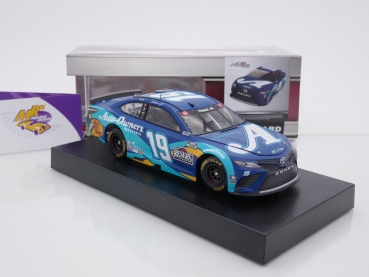 Preview: Lionel Racing C192123AOSMT # Toyota Camry NASCAR 2021 " Martin Truex Jr. - Auto-Owners Insurance / MTJF / Sherry Strong " 1:24