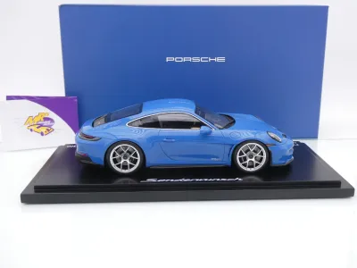 Preview: Spark WAP0214220T0ST # Porsche 911 992 S/T Baujahr 2023 " Sonderwunsch - Dani " 1:18