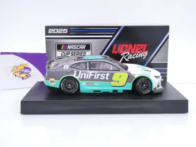 Preview: Lionel Racing CX92523UTBCL # Chevrolet Camaro NASCAR 2025 " Chase Elliott - UniFirst Throwback " 1:24