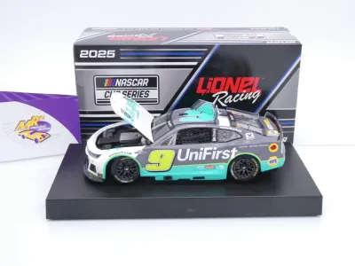 Preview: Lionel Racing CX92523UTBCL # Chevrolet Camaro NASCAR 2025 " Chase Elliott - UniFirst Throwback " 1:24
