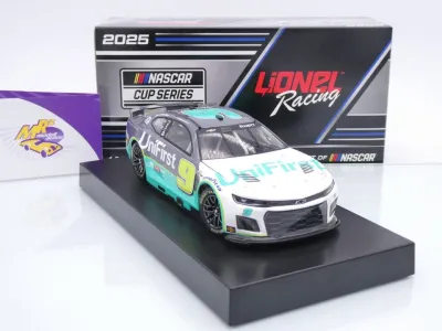 Lionel Racing CX92523UTBCL # Chevrolet Camaro NASCAR 2025 " Chase Elliott - UniFirst Throwback " 1:24