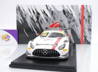 Preview: Spark 18MC24 # Mercedes-AMG GT3 Winner FIA GT Macau 2024 " GMR Maro Engel " 1:18
