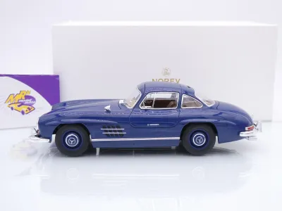 Preview: Norev 183852 # Mercedes-Benz 300 SL Flügeltürer Baujahr 1954 " dunkelblau " 1:18