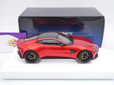 Preview: AUTOart 70277 # Aston Martin Vantage Baujahr 2019 " Hyperrotmetallic " 1:18